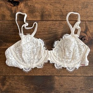 VS Pink Unlined Underwire Bra